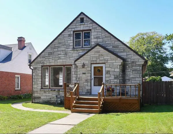 2935 N 85th St, Milwaukee, WI 53222