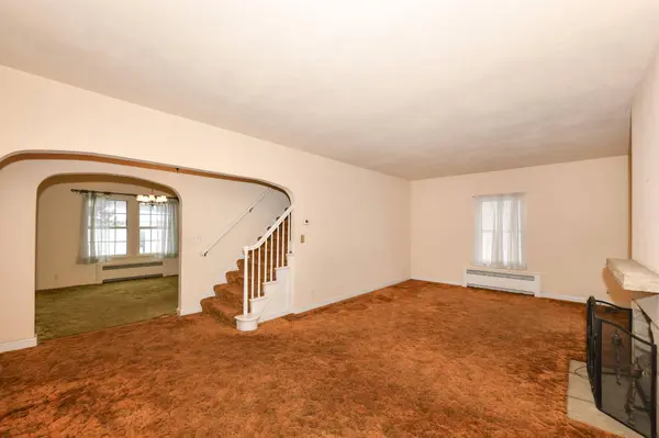 703 N West Ave, Waukesha, WI 53186