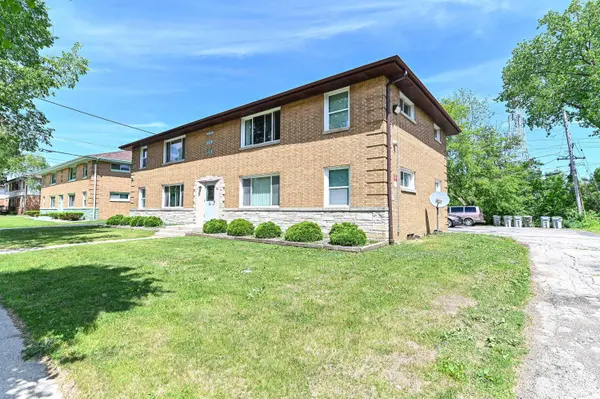 926 E Waterford Ave, Milwaukee, WI 53207