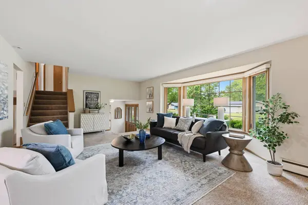 4490 Wessex Dr, Brookfield, WI 53045