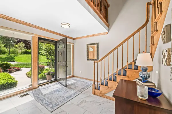 345 N Elm Grove B Rd, Brookfield, WI 53005