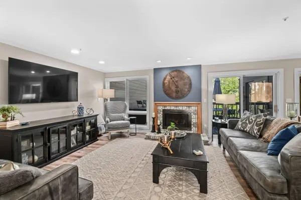 345 N Elm Grove B Rd, Brookfield, WI 53005