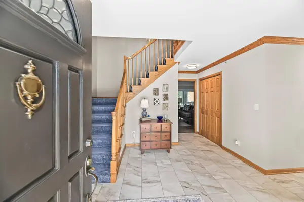 345 N Elm Grove B Rd, Brookfield, WI 53005