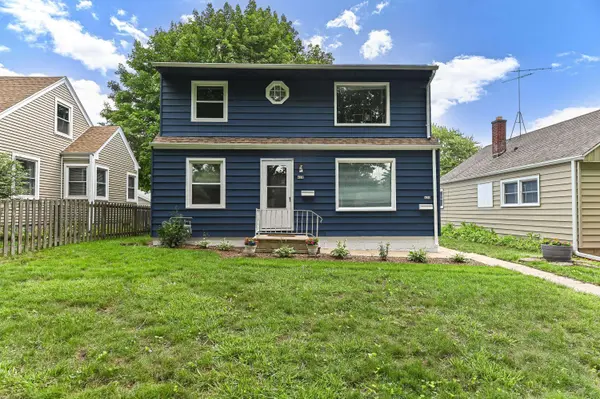 418 S 66th 420 St, Milwaukee, WI 53214