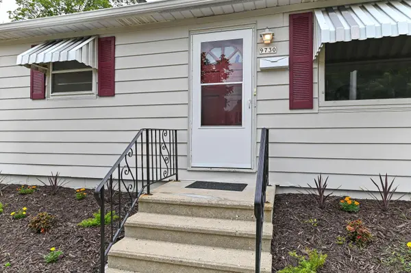 9730 W Keefe Ave, Milwaukee, WI 53222