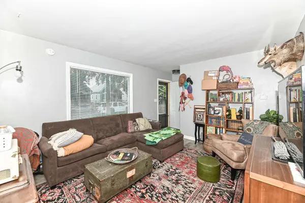 418 S 66th 420 St, Milwaukee, WI 53214