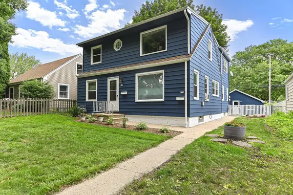 418 S 66th 420 St, Milwaukee, WI 53214