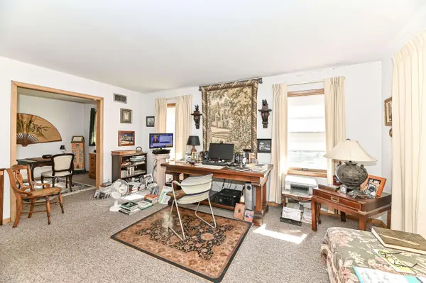 9423 W Mount Vernon 9425 Ave, Milwaukee, WI 53226