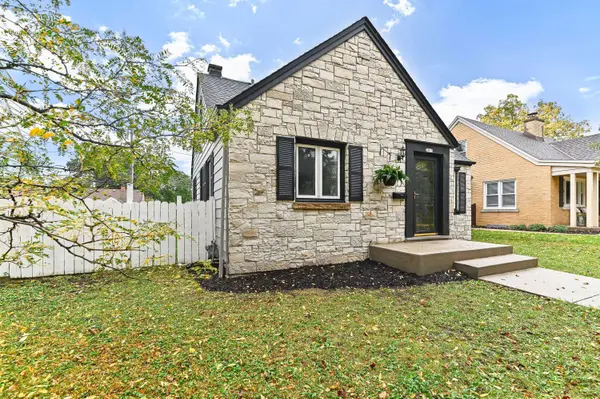 2815 N 91st St, Milwaukee, WI 53222