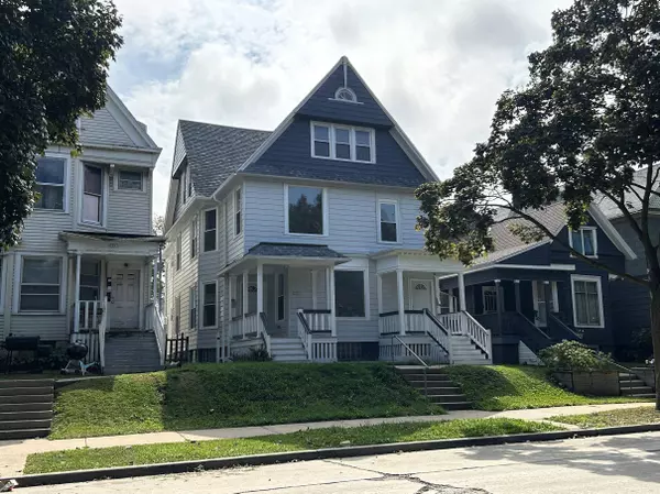 3225 W Saint Paul Ave Unit 3227, Milwaukee, WI 53208