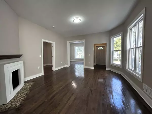 3225 W Saint Paul Ave Unit 3227, Milwaukee, WI 53208