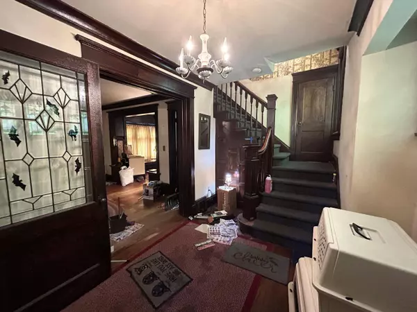 3911 W Roberts St, Milwaukee, WI 53208