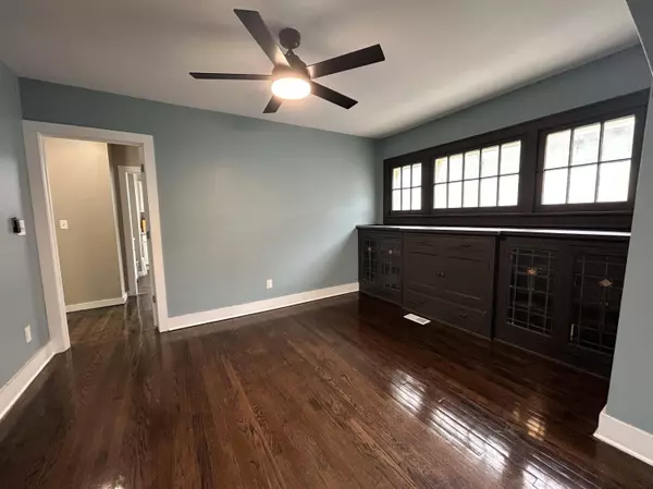 4462 N 27th St, Milwaukee, WI 53209