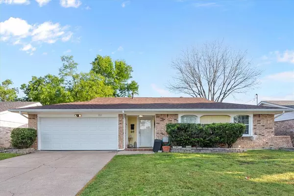 219 Debra Drive, Mesquite, TX 75149