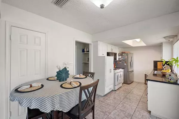 219 Debra Drive, Mesquite, TX 75149