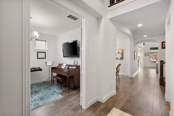 1303 Montaigne Road, Mansfield, TX 76063