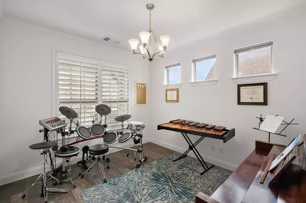 1303 Montaigne Road, Mansfield, TX 76063