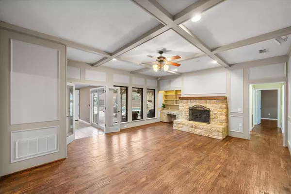 240 Highland Knoll, Highland Village, TX 75077