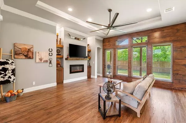 212 Rock Tree Court, Mansfield, TX 76063