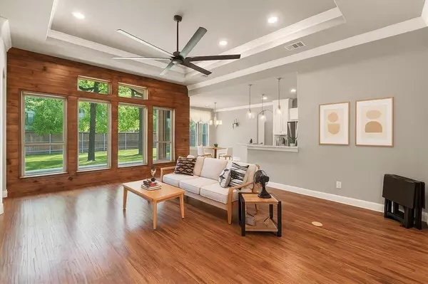 212 Rock Tree Court, Mansfield, TX 76063