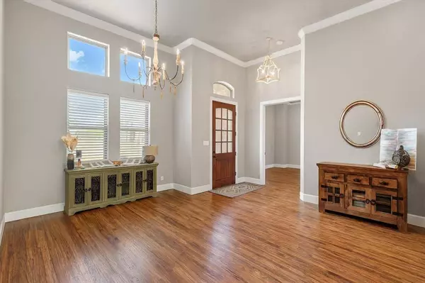 212 Rock Tree Court, Mansfield, TX 76063