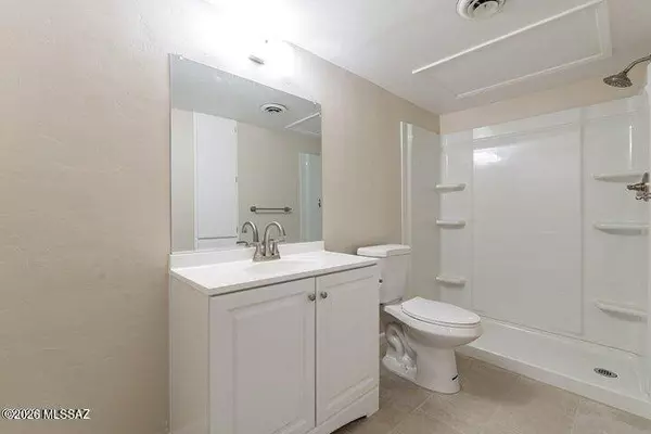 1620 N Wilmot RD #UNIT D174, Tucson, AZ 85712