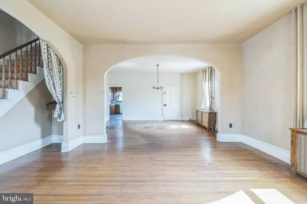 529 E WALNUT ST, Perkasie, PA 18944