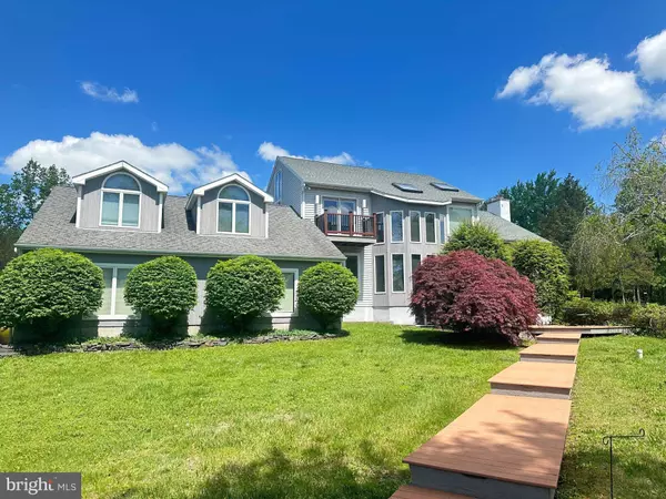 111 LONELY RD, Sellersville, PA 18960