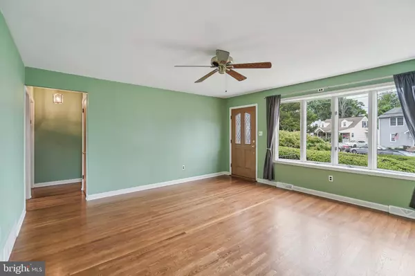 607 CONTINENTAL RD, Hatboro, PA 19040