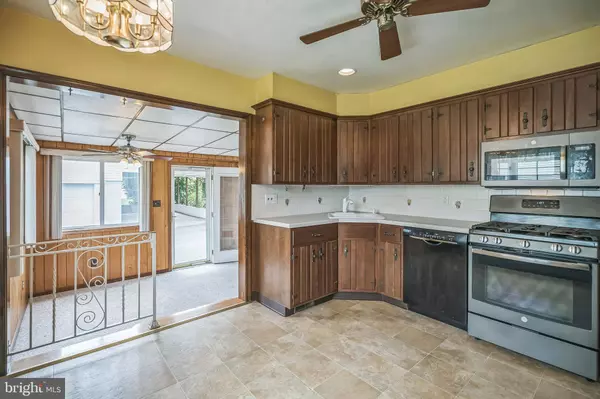 607 CONTINENTAL RD, Hatboro, PA 19040