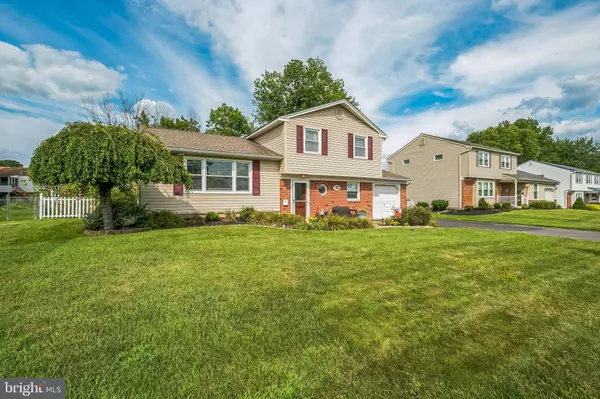 1559 DEER RUN RD, Warminster, PA 18974