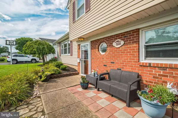 1559 DEER RUN RD, Warminster, PA 18974