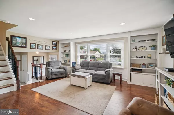 1559 DEER RUN RD, Warminster, PA 18974