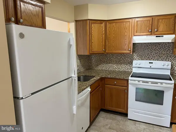 402 BEDFORD CT #402, Quakertown, PA 18951