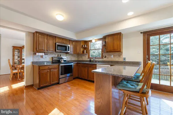 244 HOLLY DR, Chalfont, PA 18914