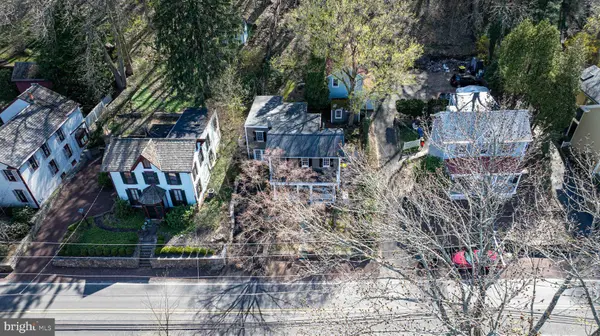 3673 RIVER RD, Lumberville, PA 18933