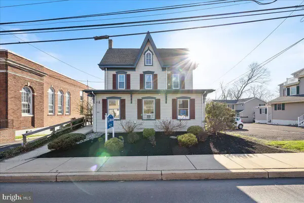 46 N MAIN ST, Chalfont, PA 18914