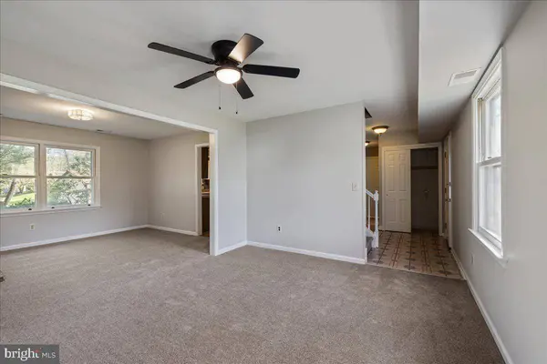 204 POPLAR RD, Chalfont, PA 18914