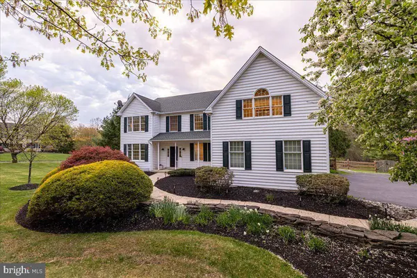 4880 HUNT FIELD DR, Doylestown, PA 18902