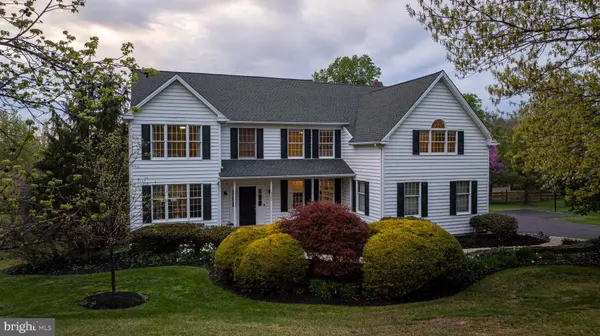 4880 HUNT FIELD DR, Doylestown, PA 18902