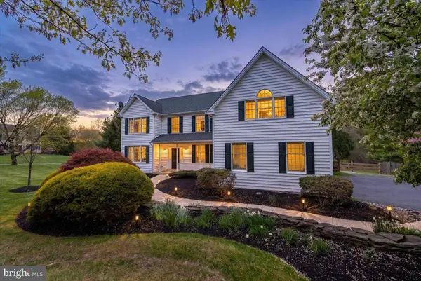 4880 HUNT FIELD DR, Doylestown, PA 18902