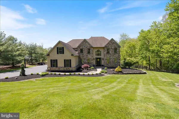 104 PICKWICK DR, Doylestown, PA 18901