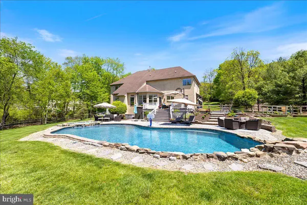104 PICKWICK DR, Doylestown, PA 18901