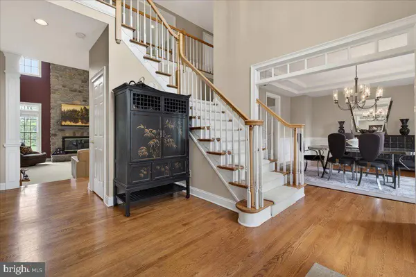 104 WHISPER WOOD CT, Newtown, PA 18940