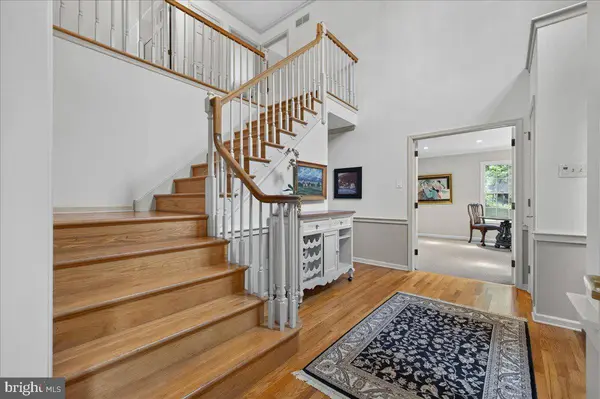 2850 W FOX CHASE CIR, Doylestown, PA 18902