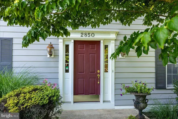 2850 W FOX CHASE CIR, Doylestown, PA 18902