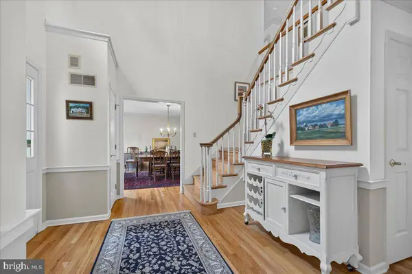 2850 W FOX CHASE CIR, Doylestown, PA 18902