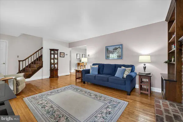 2125 BERRY DR, Hatfield, PA 19440