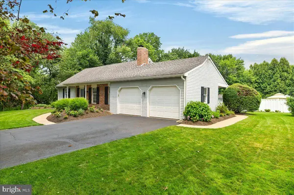 2125 BERRY DR, Hatfield, PA 19440