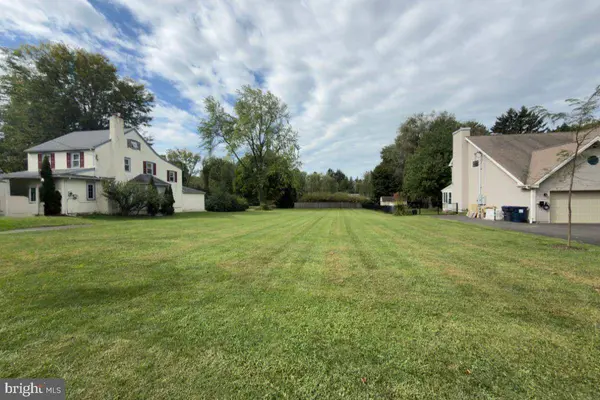 84 IRON HILL RD, Doylestown, PA 18901